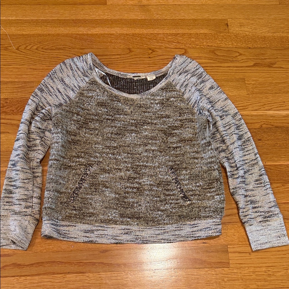 Cute Miss Me Gray and Cream Crew Neck Sweater. Lot of attention to details